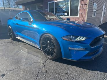 2019 FORD MUSTANG Coupe - 7584 - Image 1
