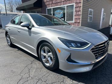 2020 HYUNDAI SONATA SE Sedan - 7650 - Image 1