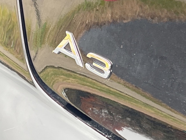 2015 AUDI A3 - Image 4