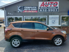 2017 FORD ESCAPE SE SUV - Image 1