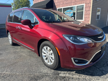 2018 CHRYSLER PACIFICA TOURING L Van - 7203