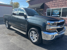 2017 CHEVROLET SILVERADO 1500 LT Pick-Up - Image 1