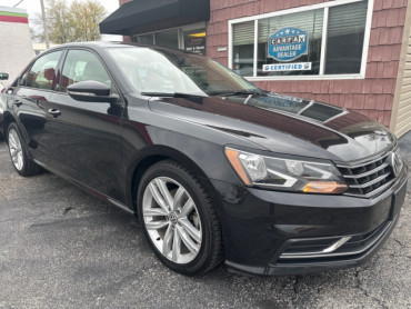 2019 VOLKSWAGEN PASSAT WOLFSBURG Sedan - 7251 - Image 1