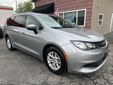 2020 CHRYSLER VOYAGER - Image 1