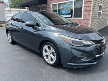 2017 CHEVROLET CRUZE - Image 1
