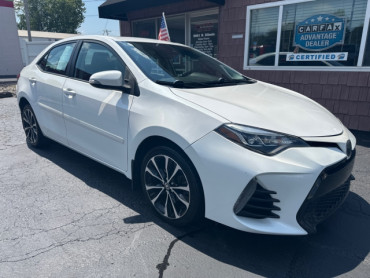 2017 TOYOTA COROLLA SE Sedan - 7493