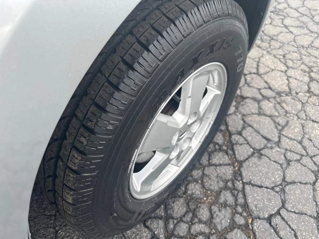 2010 Ford Escape XLT - Photo 7