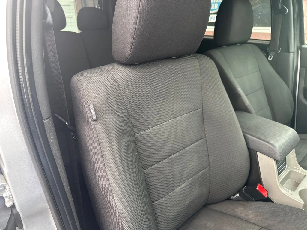 2010 Ford Escape XLT - Photo 9