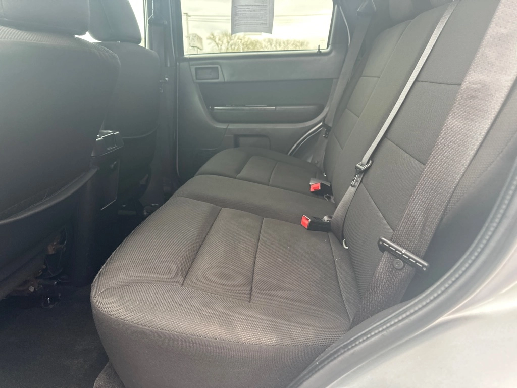 2010 Ford Escape XLT - Photo 16