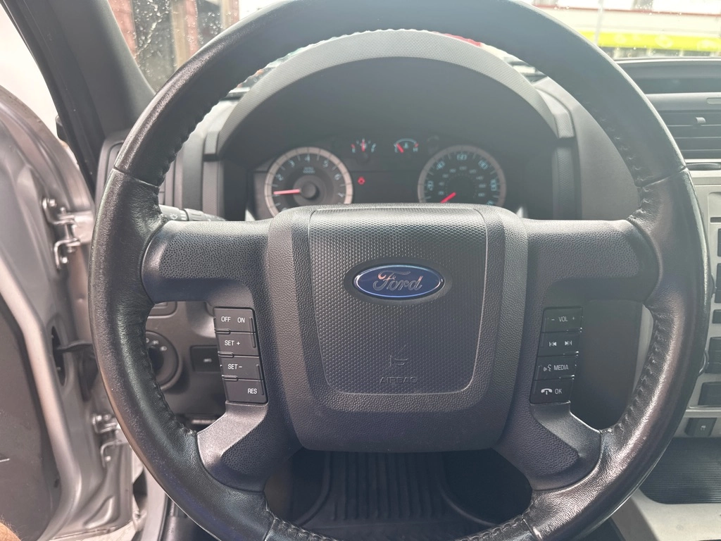 2010 Ford Escape XLT - Photo 21