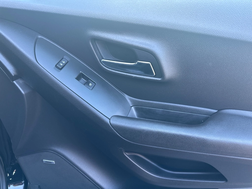 2016 Chevrolet Trax LT - Photo 12